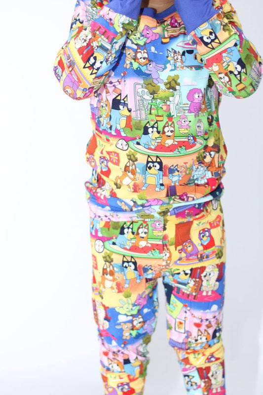 Dog Scenes Two Piece Set